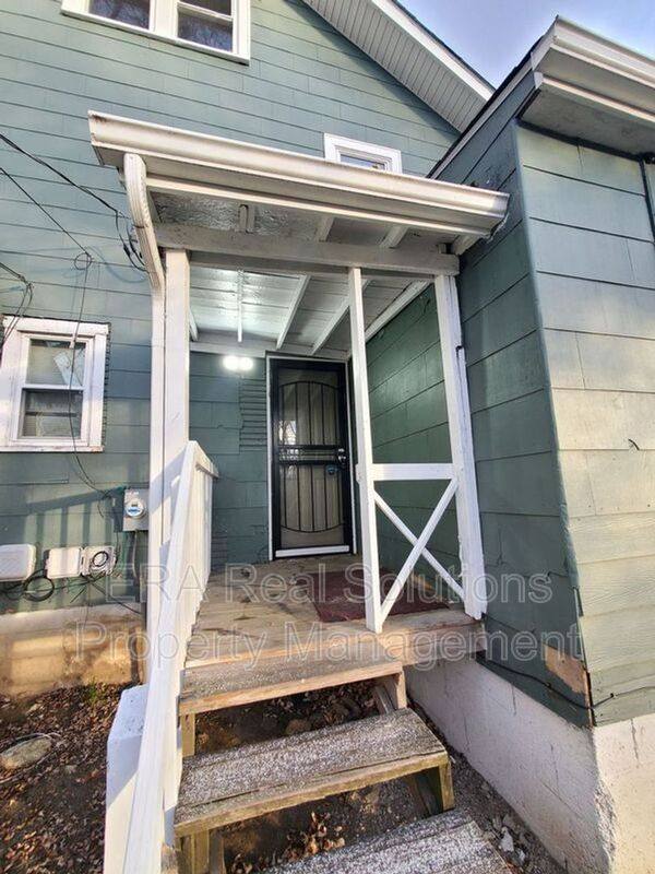 Apartment for rent at 2205 W Sullivant Ave, Columbus, OH 43223