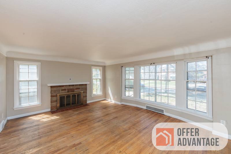 Apartment for rent at 1469 Genesee Rd #1, Cleveland, OH 44121