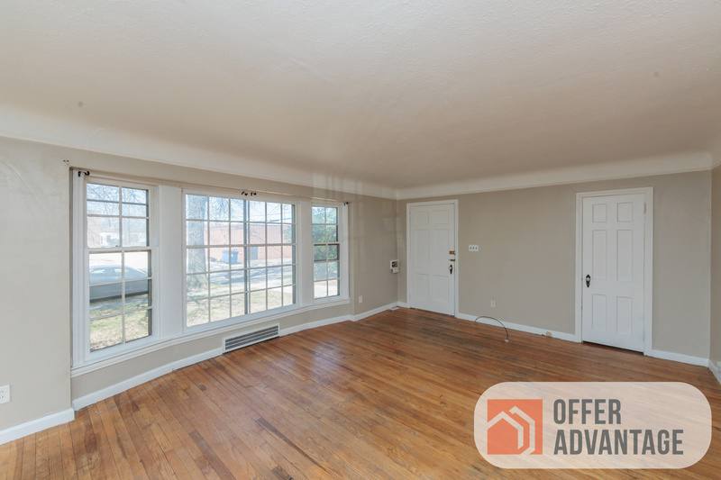 Apartment for rent at 1469 Genesee Rd #1, Cleveland, OH 44121