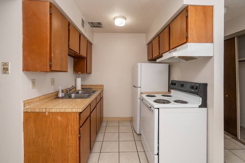 Apartment for rent at 413 W 14th St #3, Lawrence, KS 66044