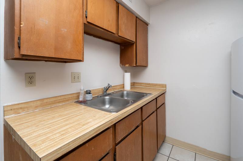 Apartment for rent at 413 W 14th St #3, Lawrence, KS 66044