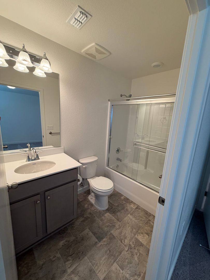 House for rent at 1696 Hume Lake Ave, Corcoran, CA 93212