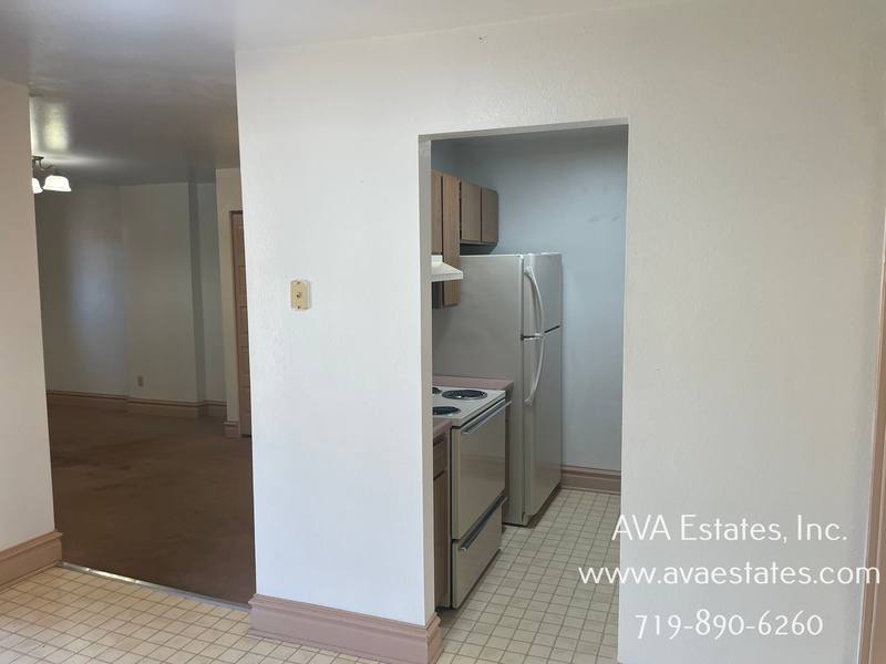 Apartment for rent at 407 W 11th St #B, Pueblo, CO 81003
