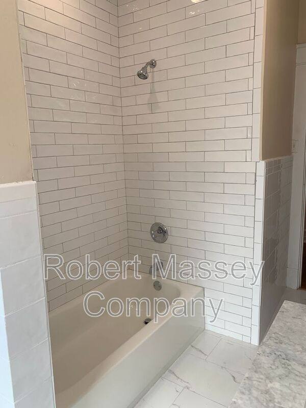 Apartment for rent at 1275 Cherokee Rd #3B, Louisville, KY 40204