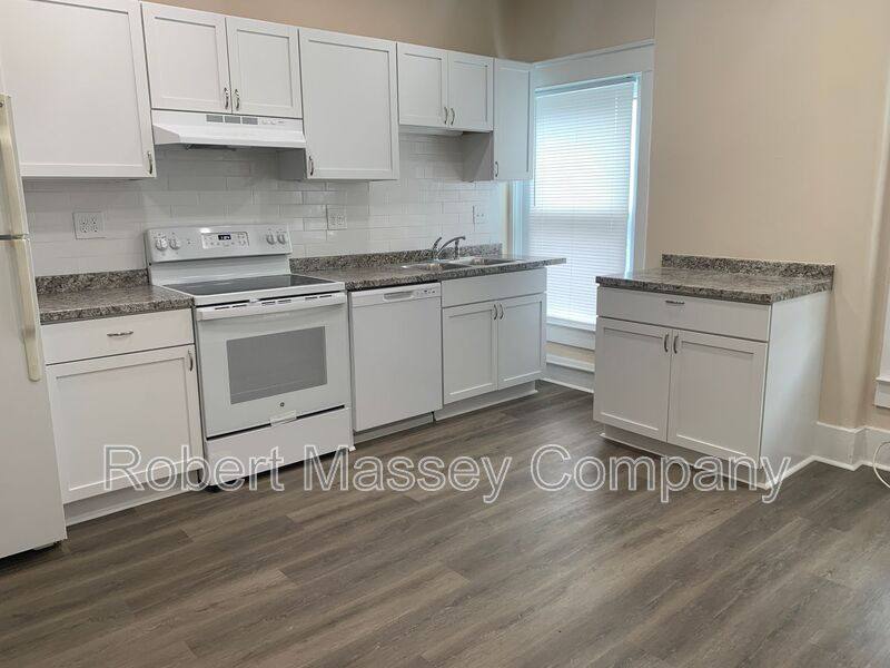Apartment for rent at 1275 Cherokee Rd #3B, Louisville, KY 40204