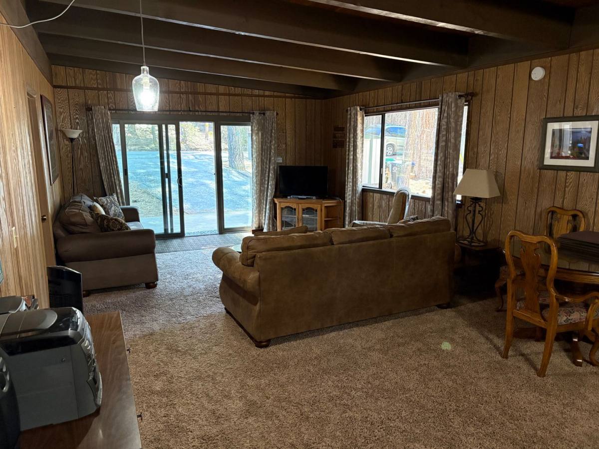 House for rent at 1496 Apple Valley Dr, South Lake Tahoe, CA 96150