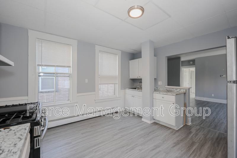 108 Bridge St #2W, Manchester, NH 03101 - Apartment for Rent - Image 3