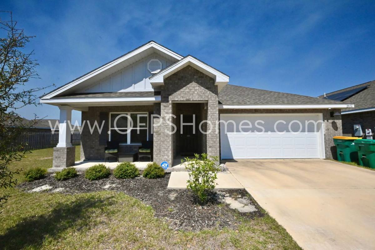 House for rent at 2836 Patriot Ridge Dr, Crestview, FL 32539