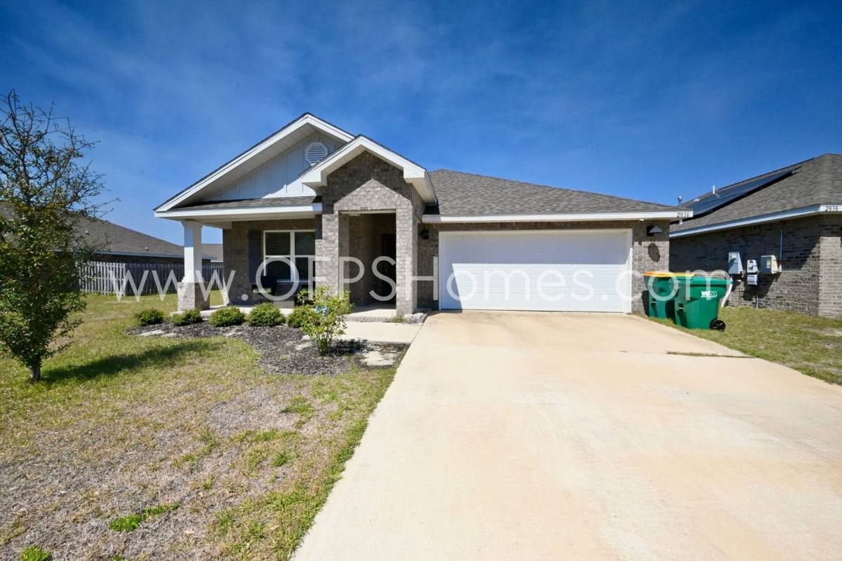House for rent at 2836 Patriot Ridge Dr, Crestview, FL 32539