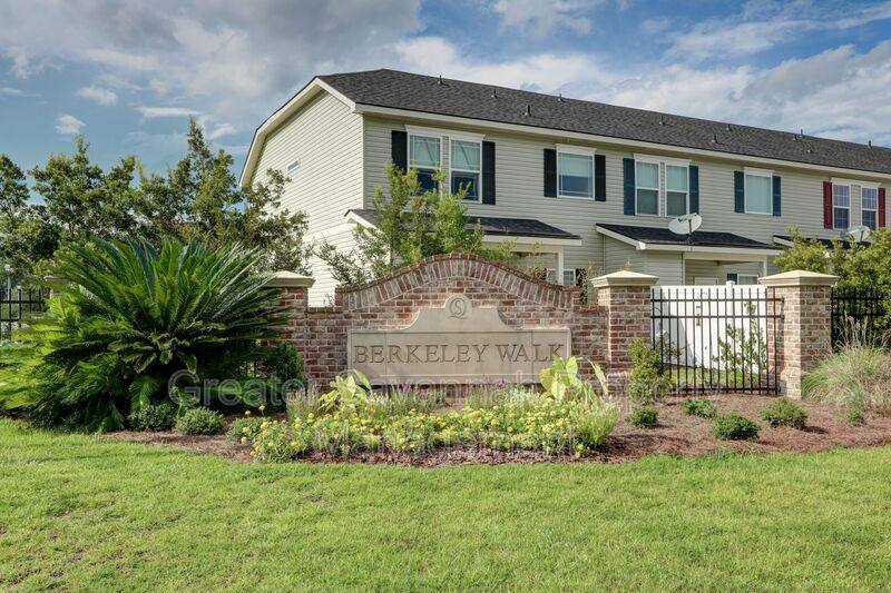 Townhouse for rent at 208 Ventura Place, Pooler, GA 31322