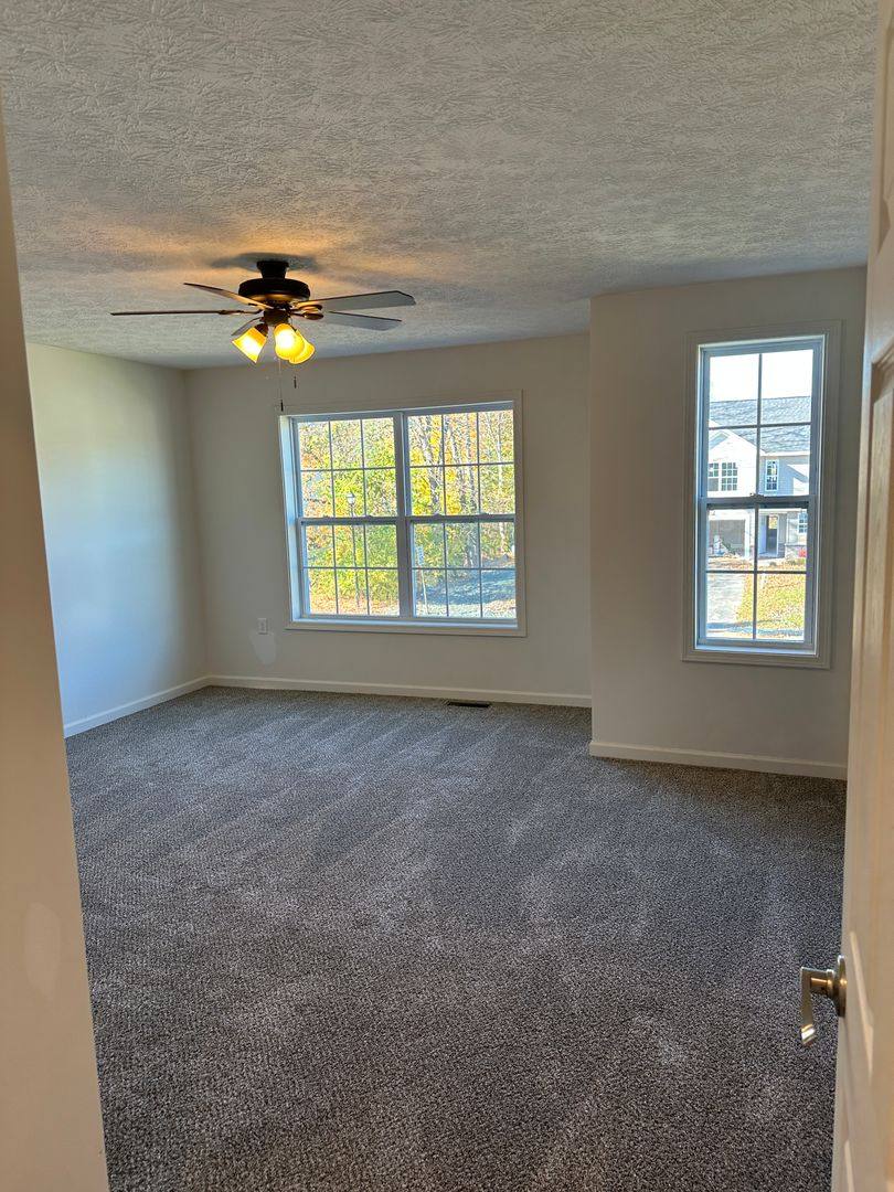 Townhouse for rent at 1515 Red Fern Dr, Farmington, NY 14425
