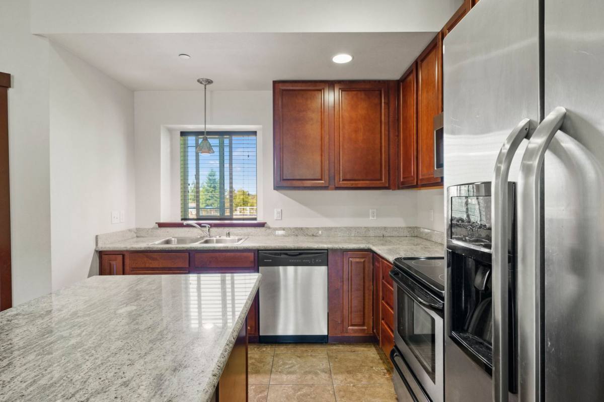 Townhouse for rent at 4033 S Junett St, Tacoma, WA 98409