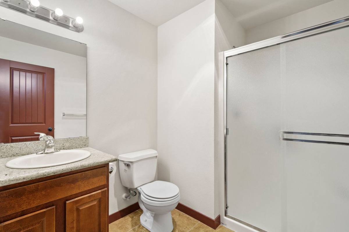 Townhouse for rent at 4033 S Junett St, Tacoma, WA 98409