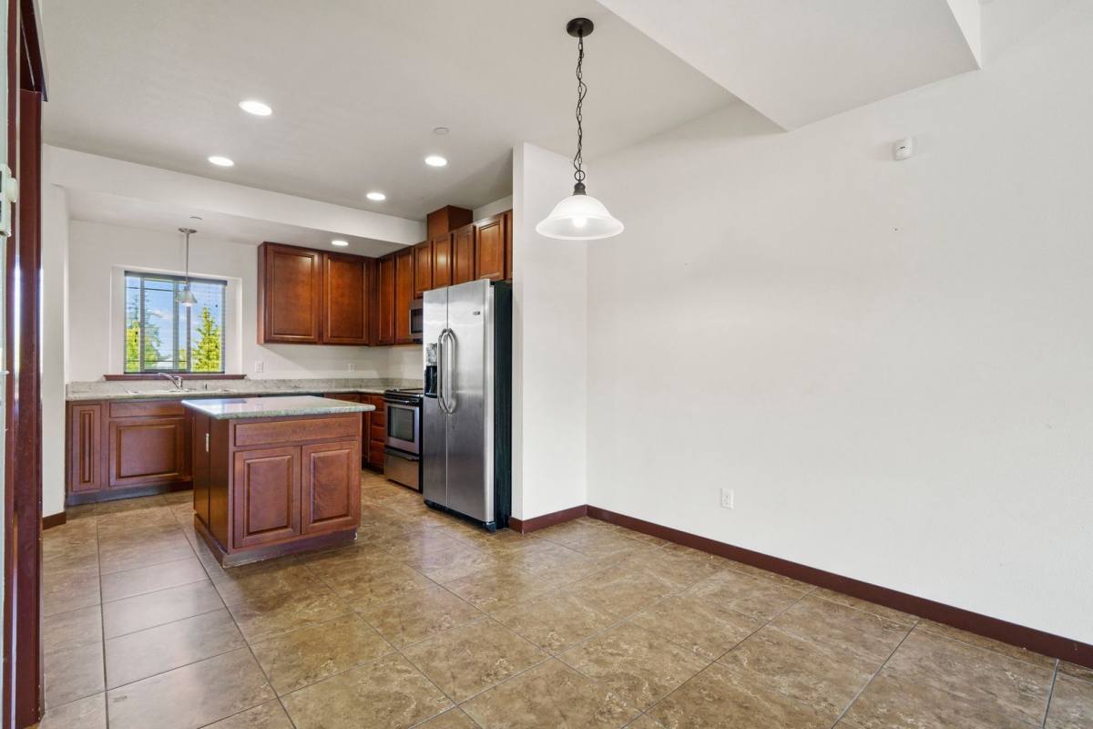 Townhouse for rent at 4033 S Junett St, Tacoma, WA 98409