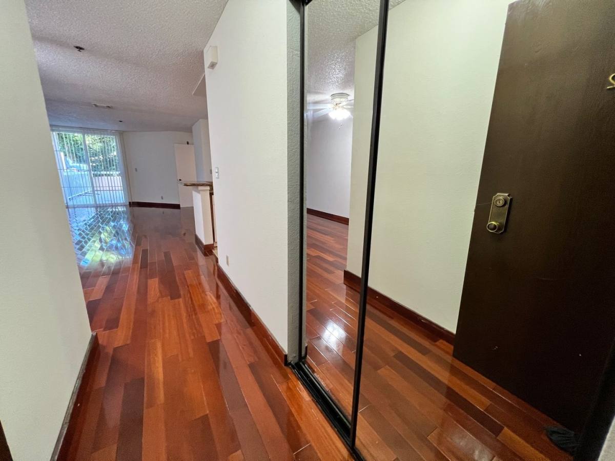 Apartment for rent at 424 Veteran Ave #112, Los Angeles, CA 90024