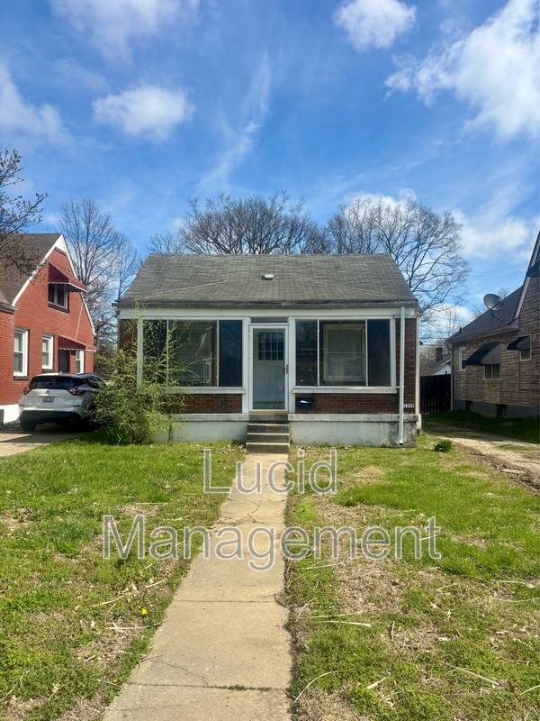 House for rent at 1305 Larchmont Ave, Louisville, KY 40215