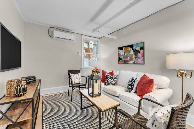 Apartment for rent at 300 E 30th St #A5, Baltimore, MD 21218