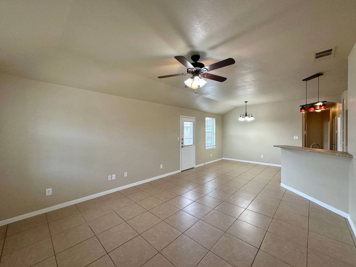 Townhouse for rent at 1306 Cavalry Lane, Killeen, TX 76549