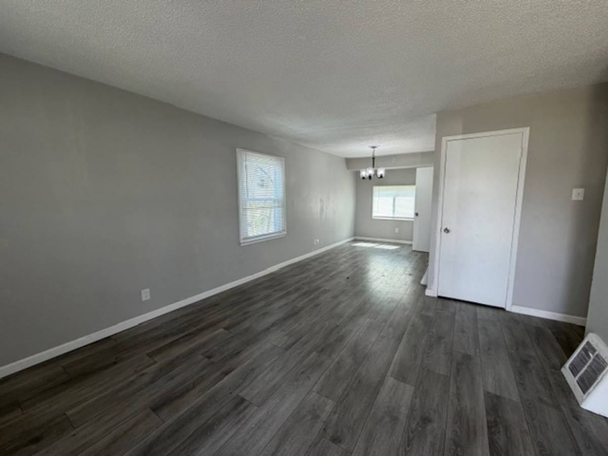 House for rent at 308 Lanark Rd, Saint Louis, MO 63137