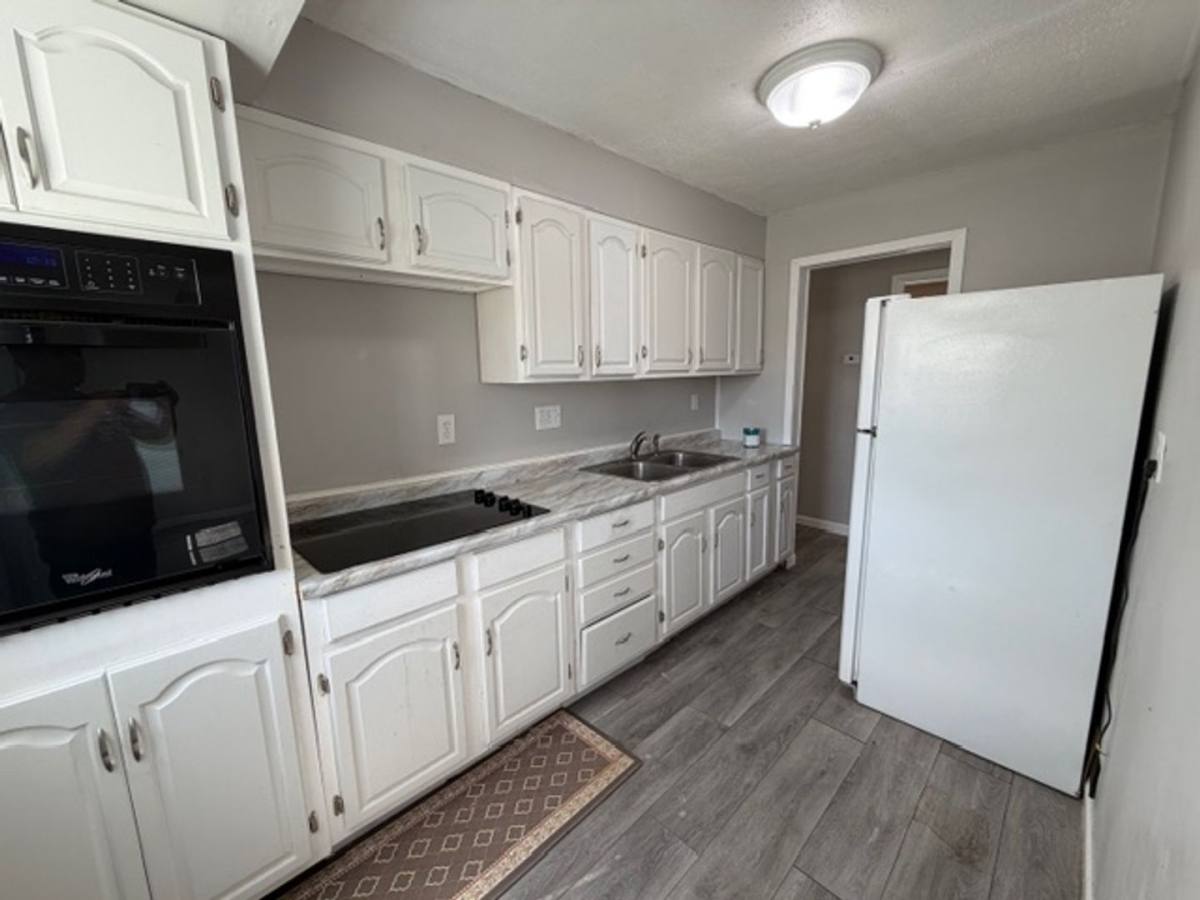 House for rent at 308 Lanark Rd, Saint Louis, MO 63137