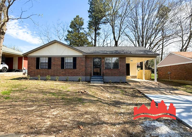 House for rent at 5286 Broken Oak Dr, Memphis, TN 38127