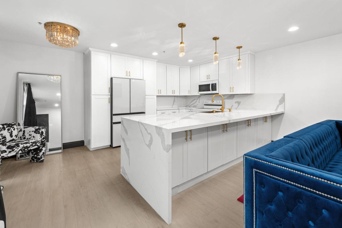 Apartment for rent at 602 W Fir St, San Diego, CA 92101