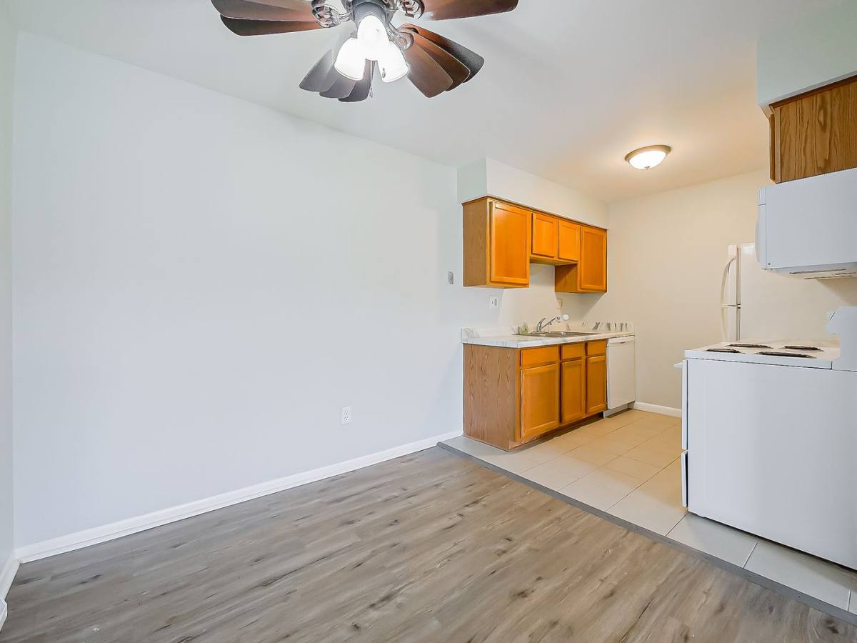 Apartment for rent at 125 E Van Riper Rd, Fowlerville, MI 48836