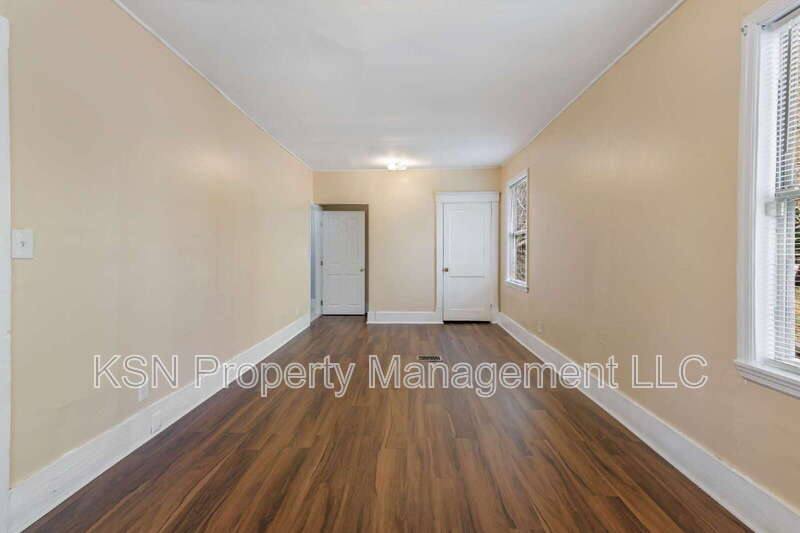 House for rent at 1921 Reynolds St, Savannah, GA 31401