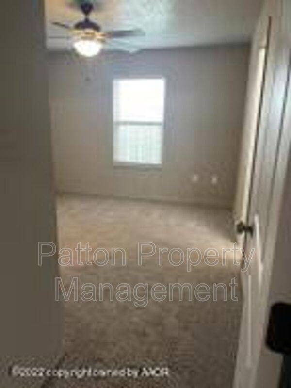Apartment for rent at 102 8th St #D, Farwell, TX 79325