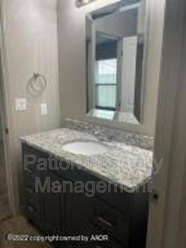 Apartment for rent at 102 8th St #D, Farwell, TX 79325