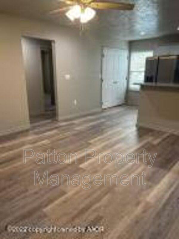 Apartment for rent at 102 8th St #D, Farwell, TX 79325