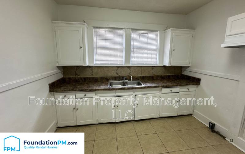 House for rent at 914 Garland St, Memphis, TN 38107
