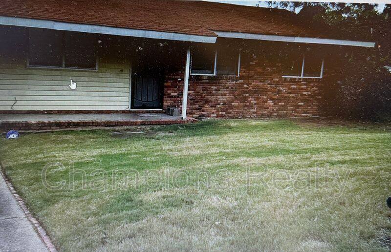House for rent at 1502 Baker St, Columbus, GA 31907