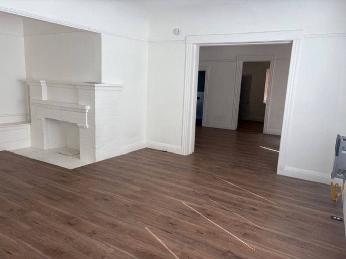 Apartment for rent at 915 E 23rd St, Los Angeles, CA 90011
