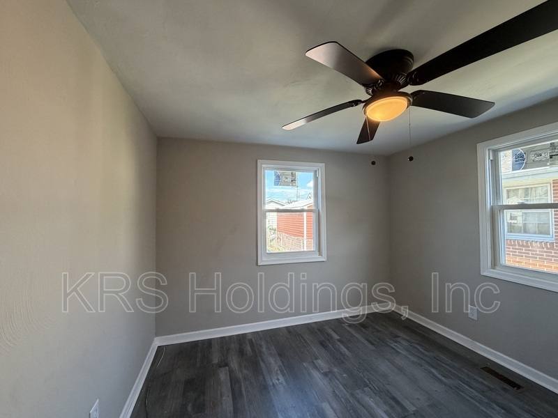Apartment for rent at 709 33rd St #1, Newport News, VA 23607