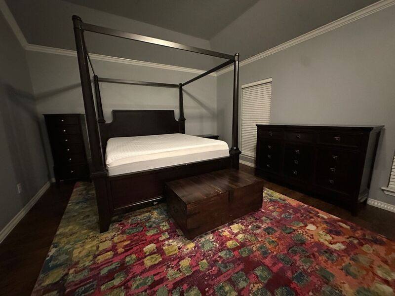 Townhouse for rent at 1004 Colonial Dr, Coppell, TX 75019
