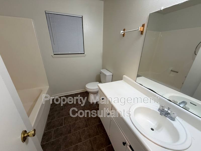 House for rent at 22173 Ewell St, Athens, AL 35613