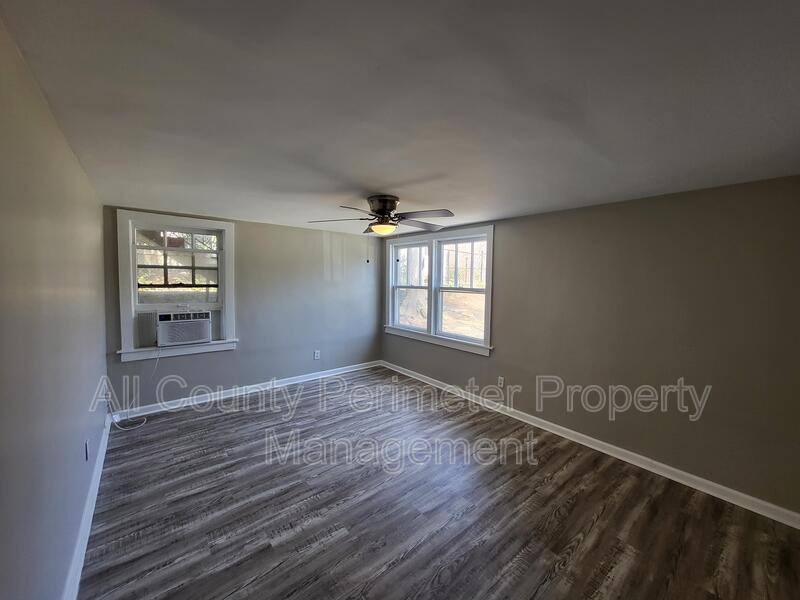 Apartment for rent at 3631 Washington St #5, Atlanta, GA 30337