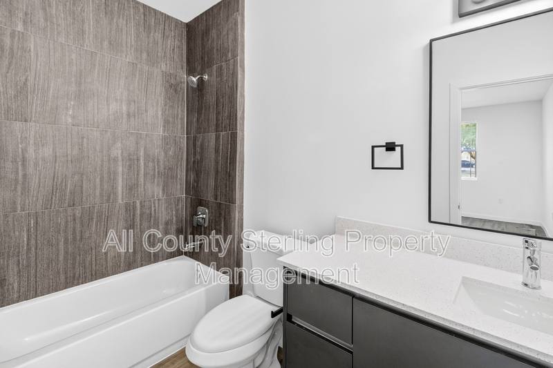 Townhouse for rent at 1611 NW 29th Rd #3, Gainesville, FL 32605