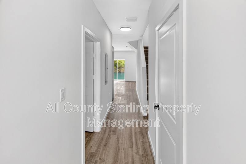 Townhouse for rent at 1611 NW 29th Rd #3, Gainesville, FL 32605