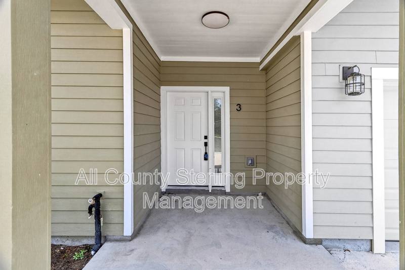 Townhouse for rent at 1611 NW 29th Rd #3, Gainesville, FL 32605
