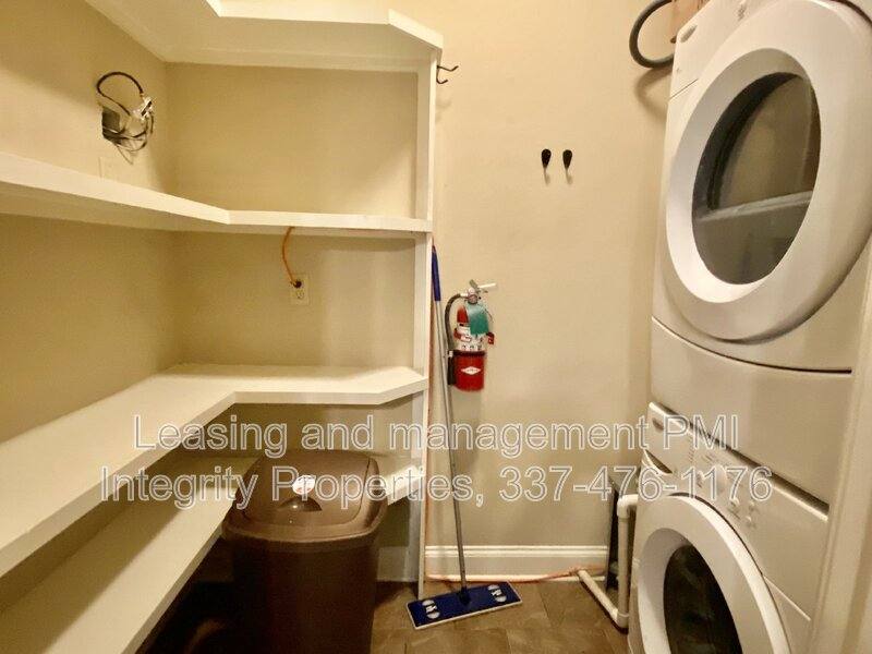 Apartment for rent at 888 S Kenilworth Parkway #6B, Baton Rouge, LA 70820