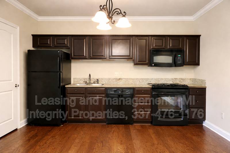 Apartment for rent at 888 S Kenilworth Parkway #6B, Baton Rouge, LA 70820