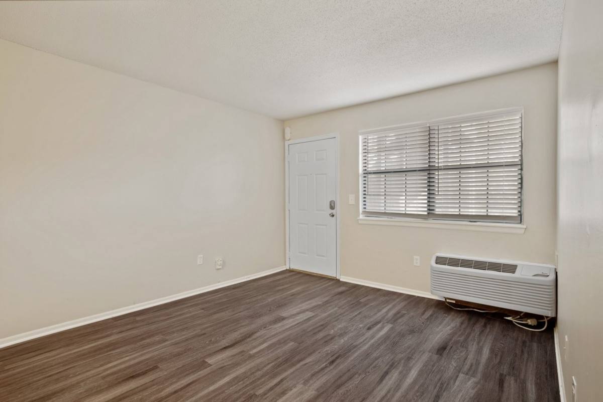 Apartment for rent at 16615 W 139th St, Olathe, KS 66062