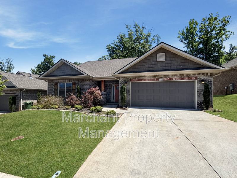 House for rent at 120 Starlight Dr, Greenville, SC 29605