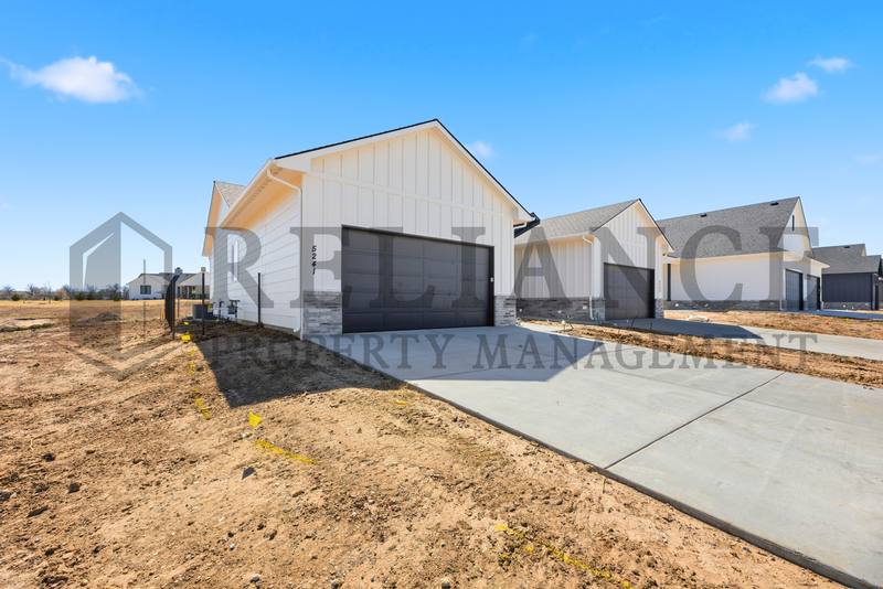 House for rent at 5259 N Pinecrest Court, Wichita, KS 67220
