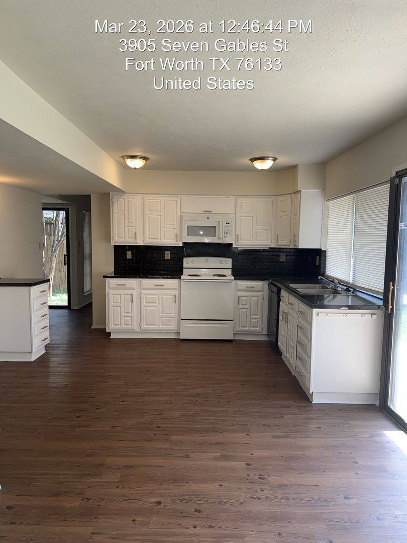 House for rent at 3905 Seven Gables St, Fort Worth, TX 76133