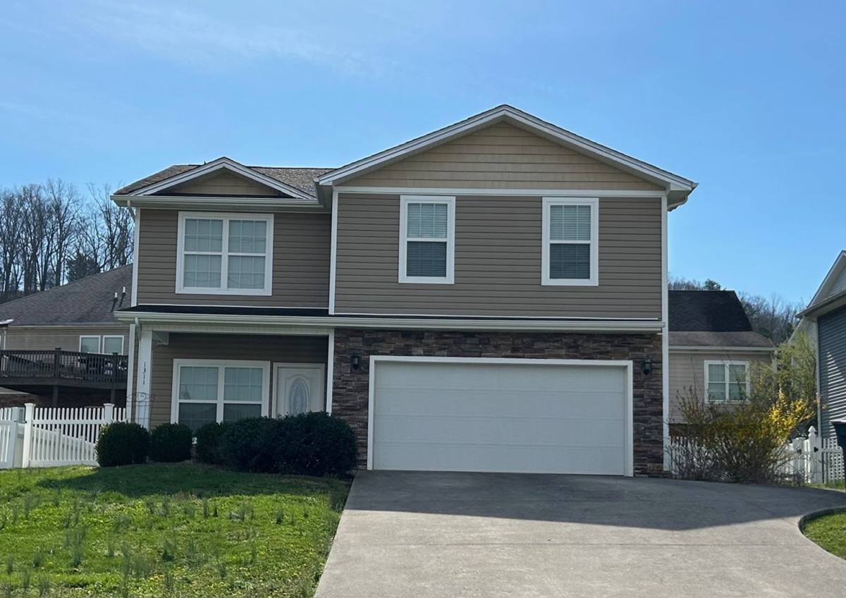 House for rent at 1311 Carrberry Court, Kingsport, TN 37663