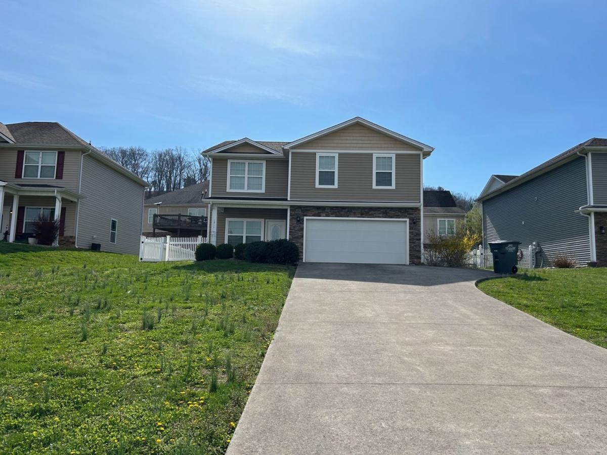 House for rent at 1311 Carrberry Court, Kingsport, TN 37663