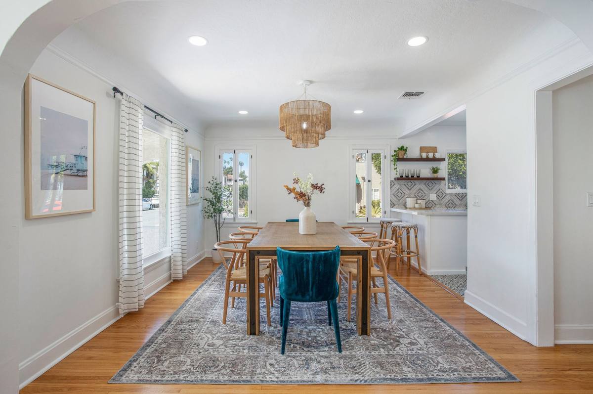 Apartment for rent at 134 Prospect Ave, Long Beach, CA 90803